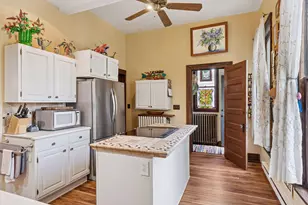 957 Ashland Ave, Saint Paul, MN 55104 - Photo 17