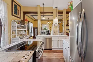 957 Ashland Ave, Saint Paul, MN 55104 - Photo 9