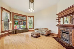 957 Ashland Ave, Saint Paul, MN 55104 - Photo 5