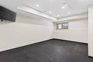 9 Hillary Farm Ln, Gem Lake, MN 55110 - Photo 59