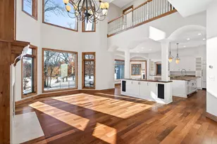 9 Hillary Farm Ln, Gem Lake, MN 55110 - Photo 13