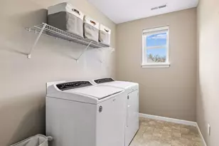 5395 Sundial Ln, Woodbury, MN 55129 - Photo 21