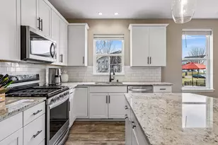 5395 Sundial Ln, Woodbury, MN 55129 - Photo 9