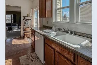 672 S Anna Avenue, Lake Crystal, MN 56055 - Photo 7