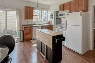 672 S Anna Ave, Lake Crystal, MN 56055 - Photo 11