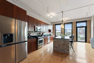 290 Market St, Minneapolis, MN 55405 - Photo 9