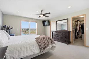 9933 Toledo Dr N, Brooklyn Park, MN 55443 - Photo 53