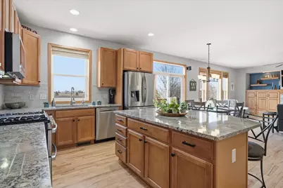 9933 Toledo Drive N, Brooklyn Park, MN 55443 - Photo 27