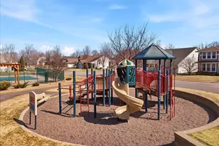 9933 Toledo Dr N, Brooklyn Park, MN 55443 - Photo 67