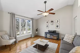 14715 39th Ave N, Plymouth, MN 55446 - Photo 7