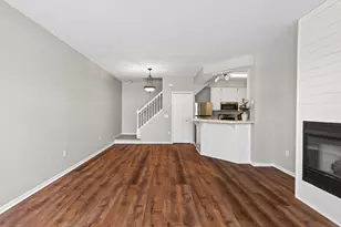 15345 Greenhaven Ln, Burnsville, MN 55306 - Photo 9