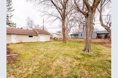 2078 Sloan Street, Maplewood, MN 55117 - Photo 23