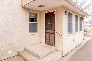 2078 Sloan St, Maplewood, MN 55117 - Photo 3