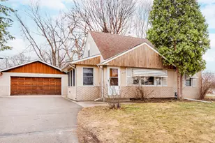 2078 Sloan St, Maplewood, MN 55117 - Photo 1