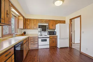 15809 Harmony Way Ct, Apple Valley, MN 55124 - Photo 13