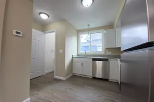 853 Conway St, Saint Paul, MN 55106 - Photo 11