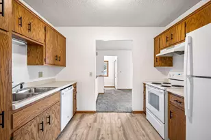 428 Main St N, Saint Michael, MN 55376 - Photo 3