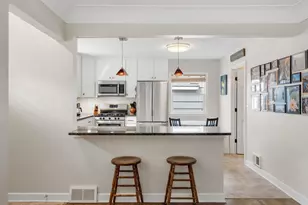 21 Russell Ave S, Minneapolis, MN 55405 - Photo 5