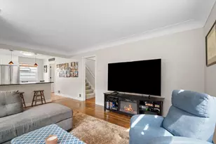 21 Russell Ave S, Minneapolis, MN 55405 - Photo 3