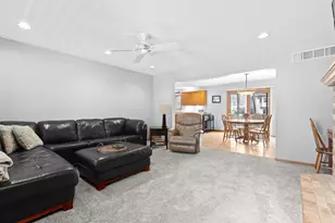 2217 Baihly Summit Dr SW, Rochester, MN 55902 - Photo 15