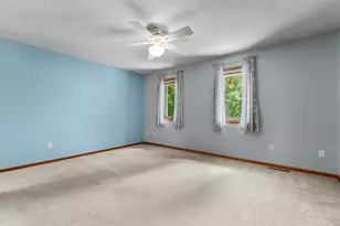 2217 Baihly Summit Dr SW, Rochester, MN 55902 - Photo 11