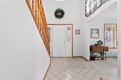 2217 Baihly Summit Drive SW, Rochester, MN 55902 - Photo 3