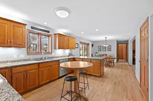 2217 Baihly Summit Dr SW, Rochester, MN 55902 - Photo 11