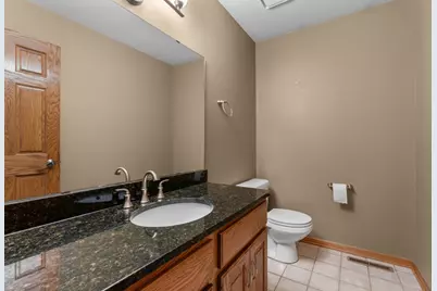 2217 Baihly Summit Drive SW, Rochester, MN 55902 - Photo 9