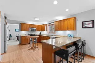 2217 Baihly Summit Dr SW, Rochester, MN 55902 - Photo 9