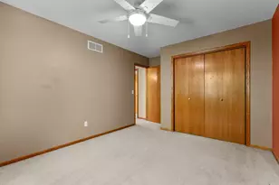 2217 Baihly Summit Dr SW, Rochester, MN 55902 - Photo 21