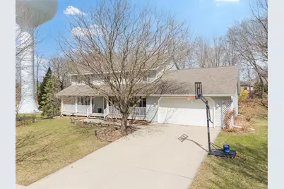 2217 Baihly Summit Drive SW, Rochester, MN 55902 - Photo 3