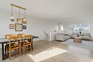 4372 Blakewood Dr, Shakopee, MN 55379 - Photo 5