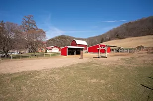 704 N 7th St, Brownsville, MN 55919 - Photo 33