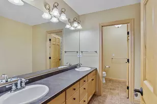 1929 Woodcrest Dr NE, Owatonna, MN 55060 - Photo 35