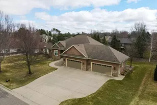 1929 Woodcrest Dr NE, Owatonna, MN 55060 - Photo 61