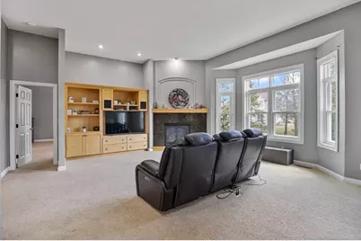 1929 Woodcrest Drive NE, Owatonna, MN 55060 - Photo 9