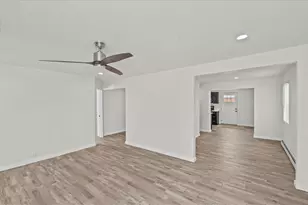 724 8th St N, Wahpeton,  58075 - Photo 9
