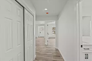 724 8th St N, Wahpeton,  58075 - Photo 23