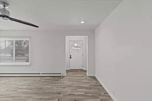 724 8th St N, Wahpeton,  58075 - Photo 13