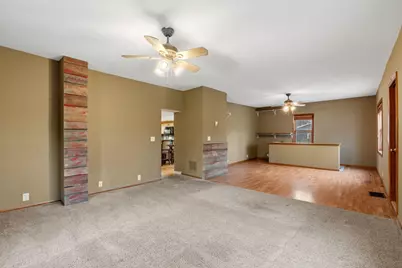 17551 Round Lake Boulevard NW, Andover, MN 55304 - Photo 5