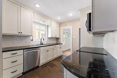 3260 Yosemite Avenue S, Saint Louis Park, MN 55416 - Photo 5