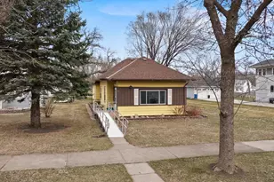 210 Haarfager Ave N, Canby, MN 56220 - Photo 3