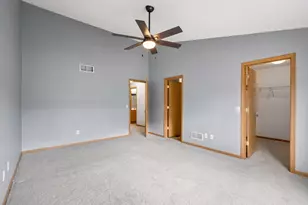 10541 188th St W, Lakeville, MN 55044 - Photo 11