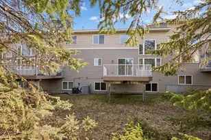 10541 188th St W, Lakeville, MN 55044 - Photo 23