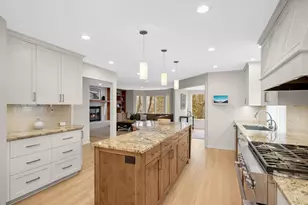 5847 Long Brake Trail, Edina, MN 55439 - Photo 11