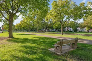 4211 Upton Ave N, Minneapolis, MN 55412 - Photo 31