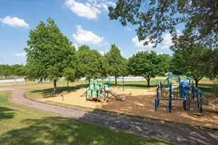 4211 Upton Ave N, Minneapolis, MN 55412 - Photo 33