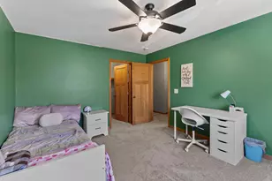 1776 McMenemy St, Maplewood, MN 55117 - Photo 19