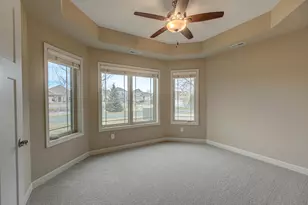 8761 Upper 7th Pl N, Lake Elmo, MN 55042 - Photo 5