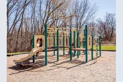 4228 Bridgewood Terrace, Vadnais Heights, MN 55127 - Photo 29